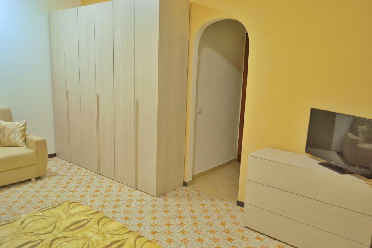 B&B Lungomare คาตาเนีย ภายนอก รูปภาพ